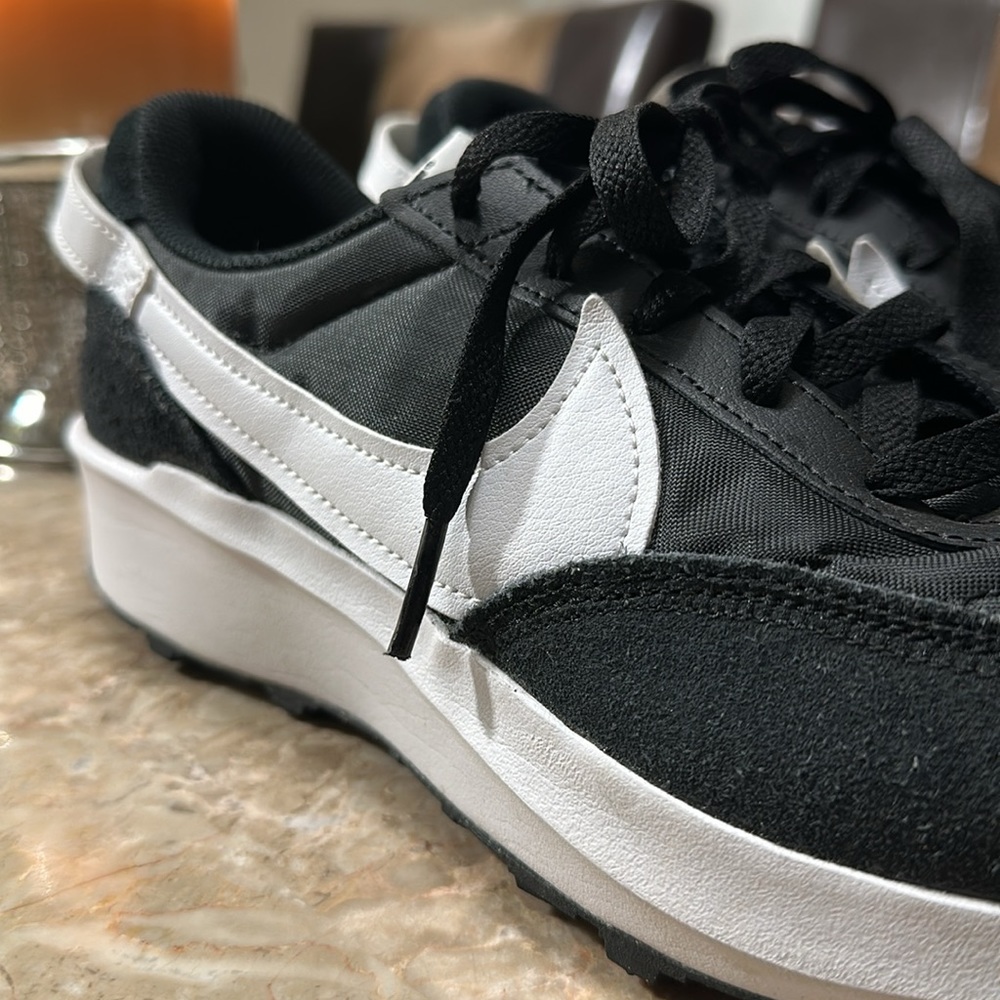 Nike Waffle Debut